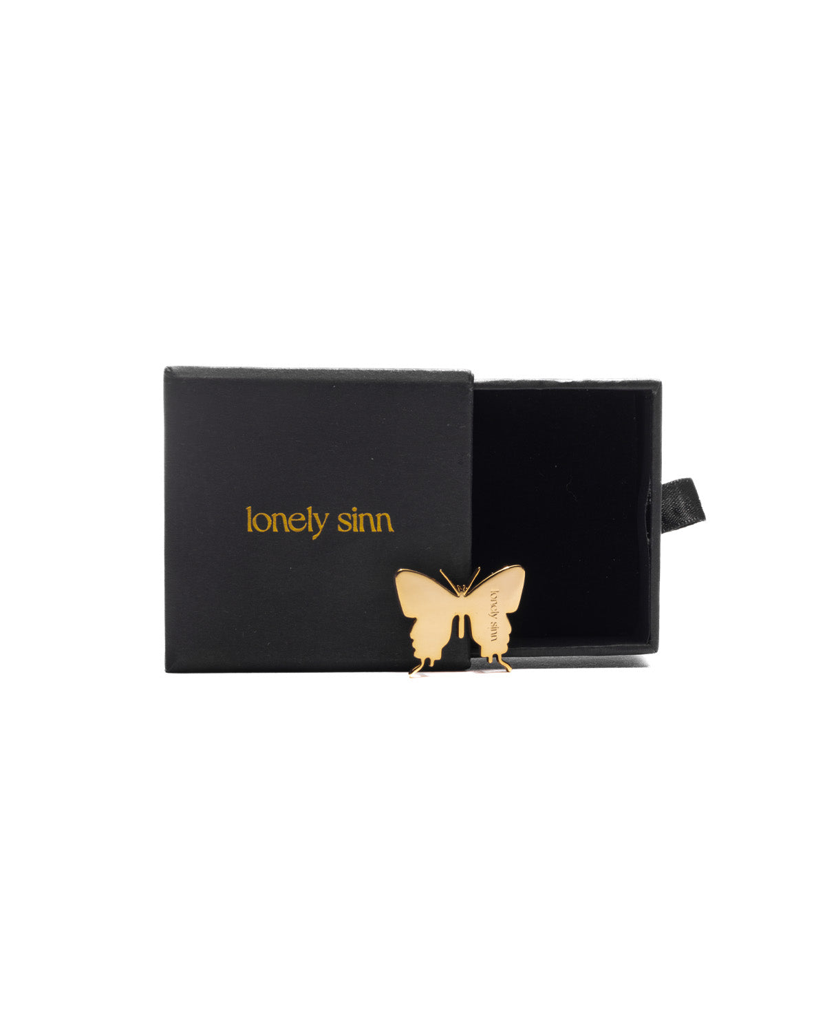Butterfly Shoe Pendant Gold