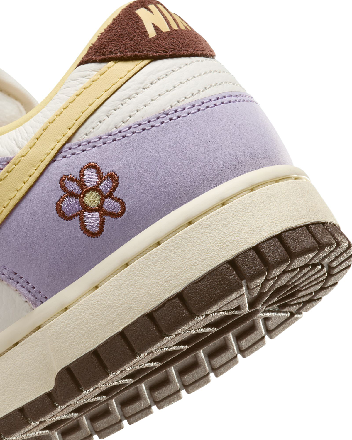 Dunk Low Prm 'Lilac Bloom' (Women's)