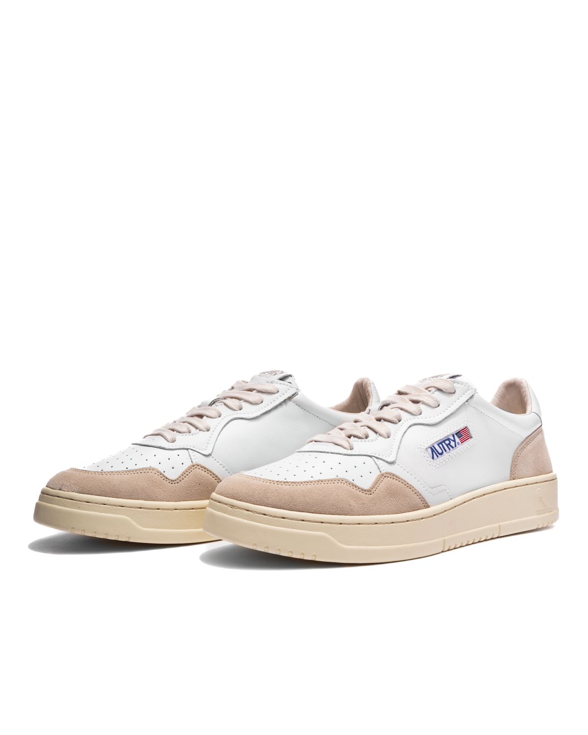 Medalist Low Suede/White/White